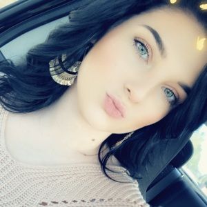 Meet your Posher, Lindsey